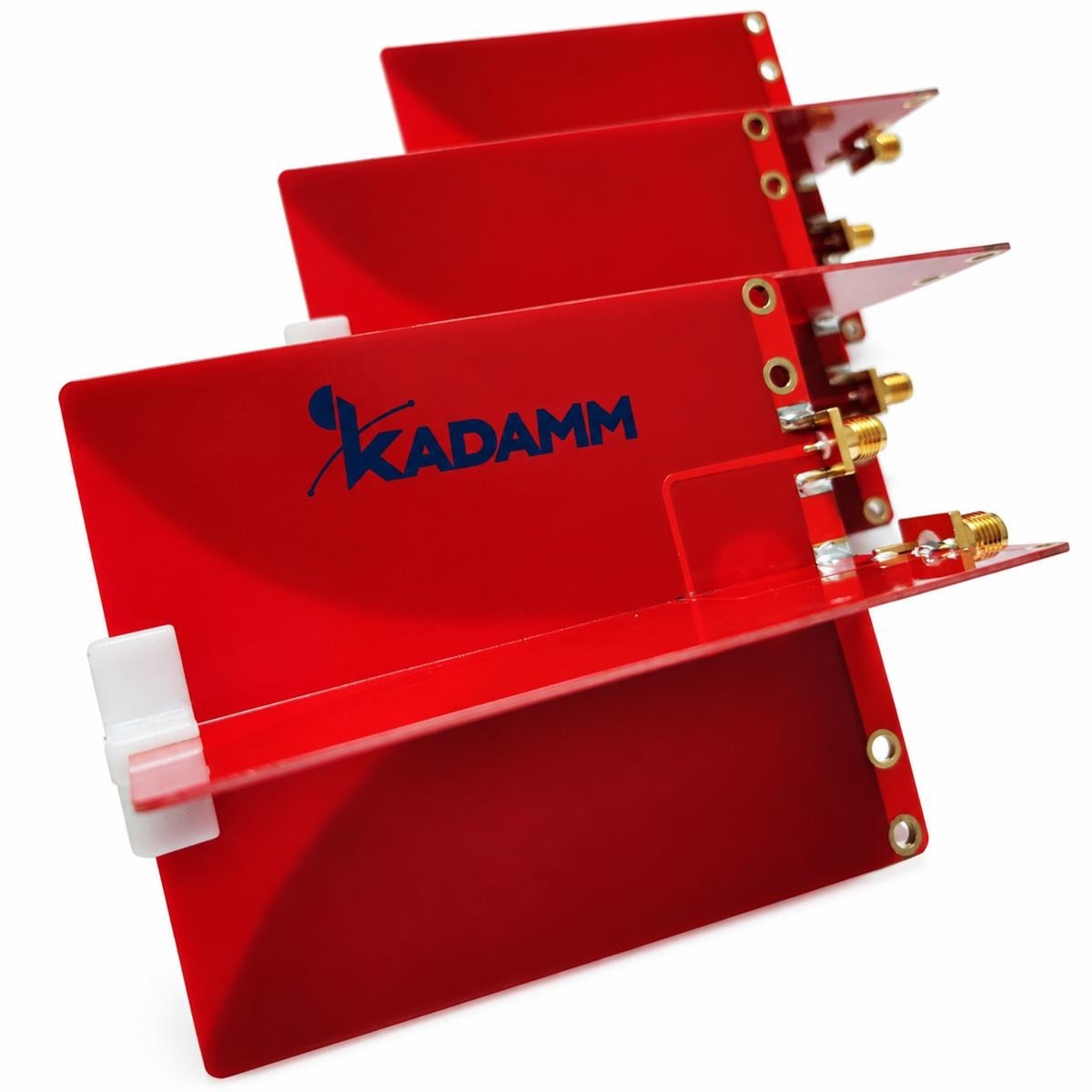 KADAMM AVV-0660 — печатная антенна Вивальди 600–6000 МГц, двойная поляризация, SMA