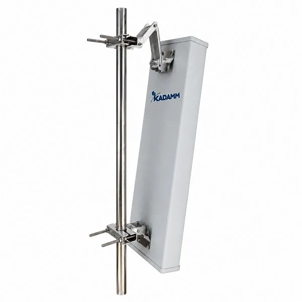 KADAMM APVT-470698-1365 — направленная панельная антенна VHF/UHF 470–698 МГц, 13 дБи, 65°, 1 порт