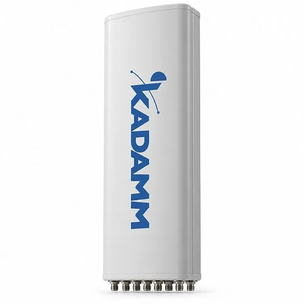 KADAMM APX8-0727-1866IR — секторная антенна базовой станции 690–960/1695–2690 МГц, 18 дБи, 8 портов