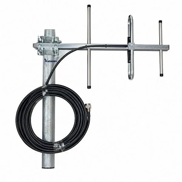 KADAMM ADY-380-430-4 — директорная антенна (Яги) 380–430 МГц, 4 дБи, 100°, 1 порт