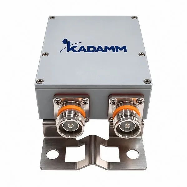Комбайнер КАДАММ КМ-2-41 — 80–2690 / 3300–5925 МГц