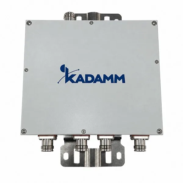 Комбайнер КАДАММ КМ-4-18 — 380–960 / 1427–1880 / 1920–2200 / 2300–2690 МГц