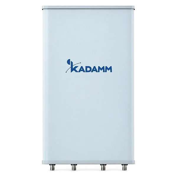 KADAMM K8831116F11 — однодиапазонная секторная антенна 698–960 МГц, 11,6 дБи, 4 порта, наклон 0°