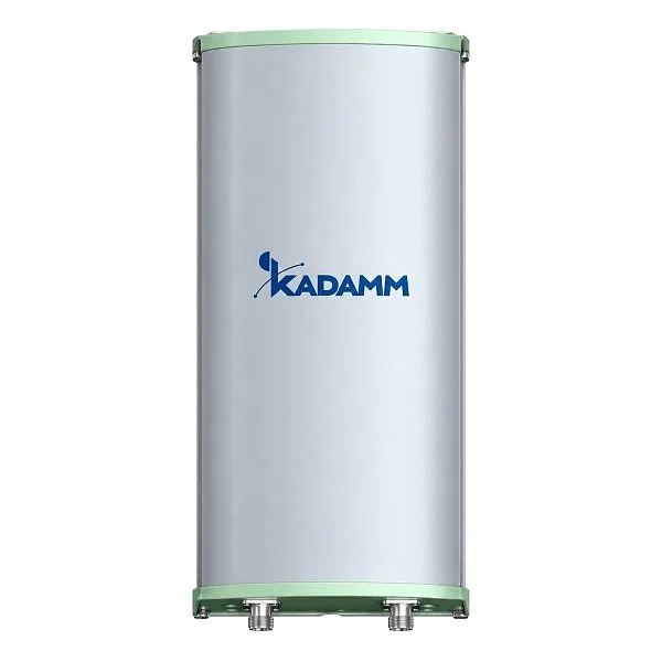 KADAMM K8820036F12 — трёхдиапазонная секторная антенна 698–960 / 1710–2690 / 3300–3800 МГц, 15,2 дБи, 2 порта, наклон 3°