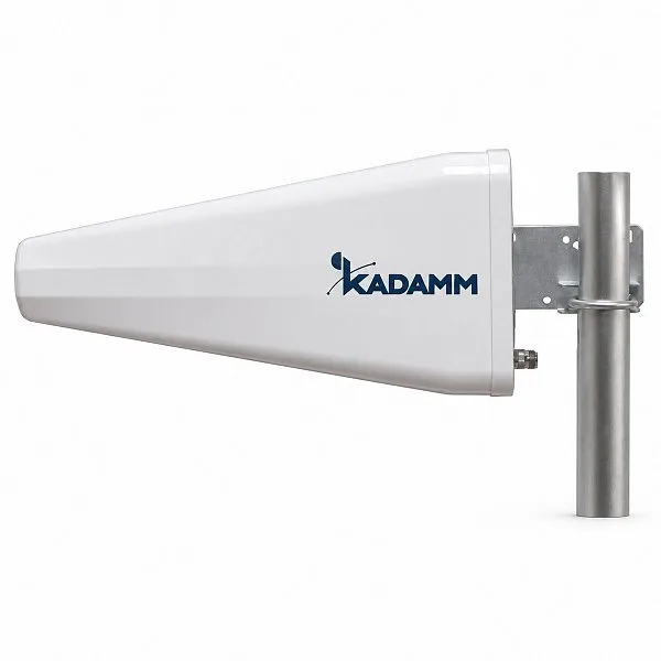 KADAMM ALP-7027V10KB — логопериодическая антенна 700–960 / 1710–2700 МГц, 10 дБи, 1 порт