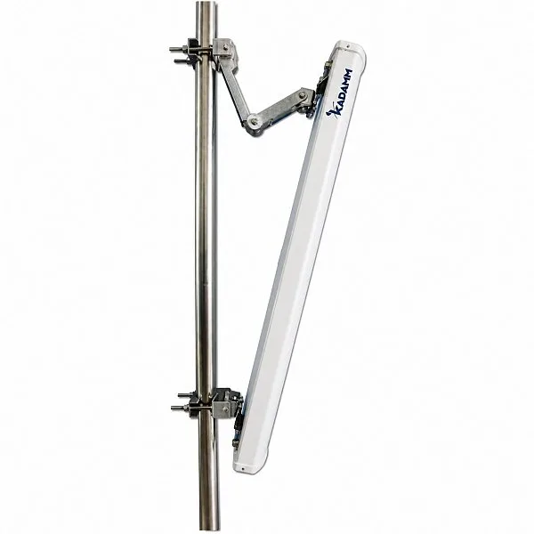 KADAMM APWX243817 — внешняя секторная антенна Wi-Fi 2400–2500 / 3300–3800 МГц, 17 дБи, 65°, 4 порта