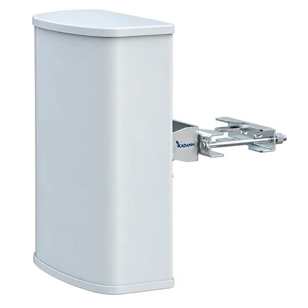 KADAMM K8820026F23 — двухдиапазонная секторная антенна 698–960 / 1710–2690 МГц, 12,8 дБи, 2 порта, наклон 0°